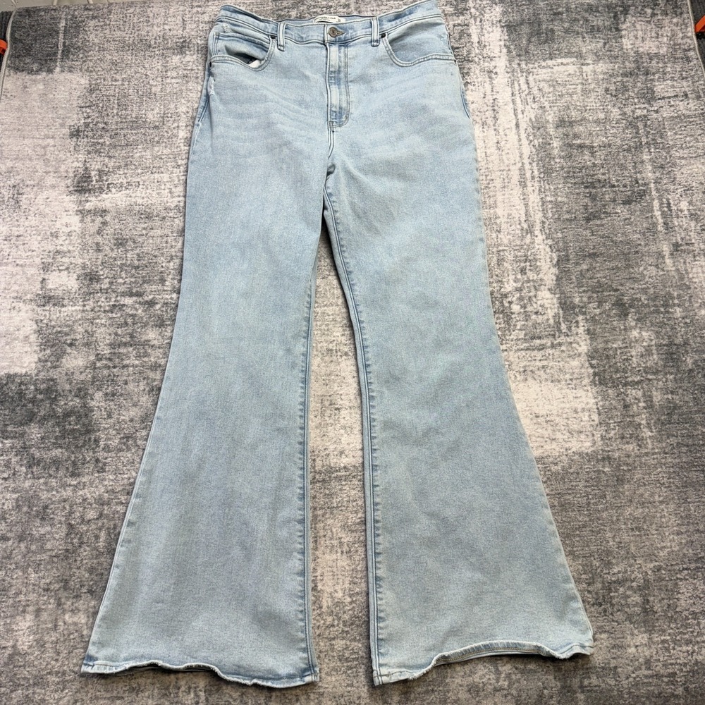 Abercrombie & Fitch Jeans Womens 32 14R The Flare Ultra High Rise Light Wash
